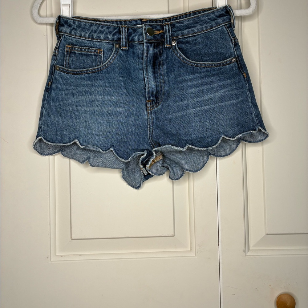 H&M Blue Scalloped Jean Shorts